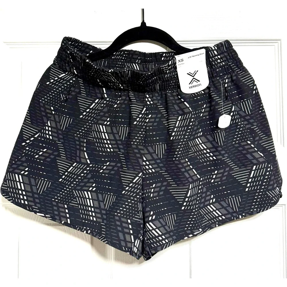 Xersion Active‎ Shorts Womens XS Black Lined Geometric Print Drawstring NWT